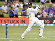 ناتجربہ کاربولنگ کے سامنے گپٹل کی قسمت جاگ اٹھی