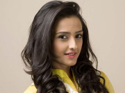 جاوید شیخ کی بیٹی مومل شیخ نے بھی بالی ووڈ میں قدم رکھ دیا