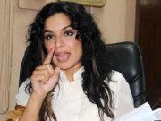 میرا کو انگلش سکھانے والے ٹیوٹر نے دو ماہ بعد ہی ہاتھ کھڑے کر لیے