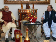 نواز شریف اور نریندر مودی کی ملاقات