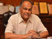 مئیر تو آیا نہیں کمشنر کو بھی ہٹادیا گیا