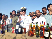 کسٹمز نے غیرملکی شراب اسمگلنگ کرنے کی کوشش ناکام بنا دی 