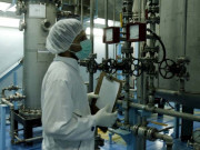 ایران سے پابندیاں ہٹانے کا آغاز