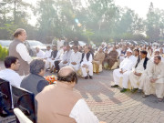 حکمرانوں کی لوٹ مار سے جمہوریت کے ثمرات عوام تک نہیں پہنچے نواز شریف
