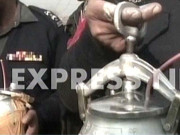 پشاوربڑی تباہی سے بچ گیا بجلی کے ٹاور کے ساتھ نصب پانچ بم ناکارہ بنا دیئے گئے