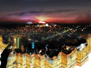 کراچی دھنس رہا ہے