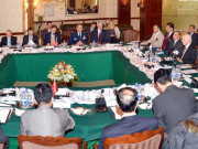 افغان حکومت اور طالبان میں مذاکرات کرانیکی کوششیں