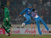 بھارت سے شکست پر قومی کھلاڑیوں کا سوشل مارٹم