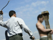 ایران میں کتے کی جان لینے والے شخص کو 74 کوڑوں کی سزا