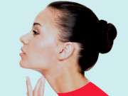 	گردن پر بھی توجہ دیں