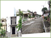 قبریں ہیں یا بنگلے۔۔۔۔