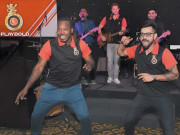 پارٹی میں ڈانس کرانا ہے توسوشل میڈیا پر رابطہ کرو گیل کا پرستاروں کو پیغام