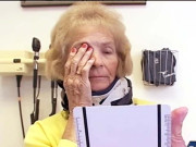 ایک حادثے نے بینائی چھینی دوسرے نے واپس کردی  معمرخاتون کی بصارت بیس سال بعد لوٹ آئی