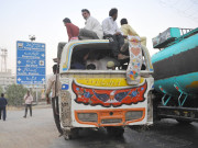 غیر تصدیق شدہ سی این جی بسوں کو گیس کی فراہمی بند روٹ پرمٹ بھی منسوخ 