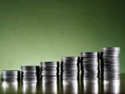 بس یہ بتائیں بجٹ کے بعد مہنگائی کم ہوگی یا نہیں