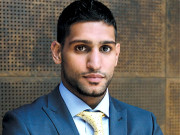 تھر میں سہولتوں کیلیے باکسر عامر خان نے ذاتی اشیا نیلام کردیں