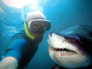 سیلفی کا جُنون جان لیوا حادثات کا سبب بن رہا ہے