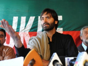 سرینگر محرم کے جلوسوں پر پابندی کرفیو نافذ میرواعظ علی گیلانی یاسین ملک نظر بند 