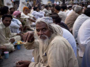 وزیراعظم کا کم آمدن والے شہریوں کیلیے سستے مکانات کاوعدہ وفانہ ہوسکا