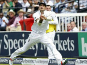 ہیلزاتفاقیہ کیچ پکڑنے پر ساتھی  پلیئرزکے مذاق کا نشانہ بننے لگے