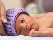 ماں کی طرح انمول ماں کا دودھ  قدرت کا ہیلتھ پلان