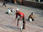 معذور بچے والدین کیلیے آزمائش وتحفہ ہوتے ہیں آدم بن طاہر   
