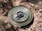 بھارتی اینٹی ٹینک مائنز نالہ ڈیک میں بہہ کر پاکستان آ گئی حکام نے تحویل میں لے لیا