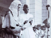 کیا قائداعظم نے واقعی تاج برطانیہ سے وفاداری کا حلف اُٹھایا تھا