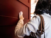 گھر کے سابق مالک کی  چھوڑی گئی اشیا، نئی شفٹ ہونے والی فیملی کے وارے نیارے 