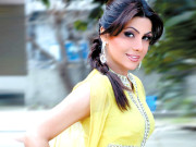 گلوکارہ وماڈل انیقہ علی نے ڈومیسٹک میچزکی میزبانی شروع کردی 