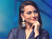 شادی کا ابھی ارادہ نہیں اورمنگنی کی باتیں جھوٹ ہیں سوناکشی