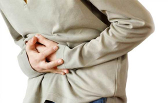 سردی میں پیٹ کے مسائل کیوں بڑھ جاتے ہیں؟ وجوہات اور آزمودہ دیسی حل جانیے