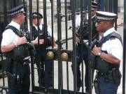 لندن میں الطاف حسین کے خلاف کارروائی کا آغاز