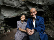 گزشتہ 54 برس سے غاروں میں رہنے والا چینی جوڑا