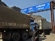 پاکستانی ٹرکوں پر افغان حکومت کابلاجوازٹیکس