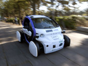 برطانیہ میں بغیر ڈرائیور گاڑی کا آزمائشی سفر کامیاب