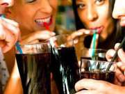 روزانہ 2 سافٹ ڈرنکس پینے سے ذیابیطس کا خطرہ دُگنا ہوجاتا ہے تحقیق