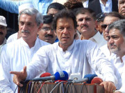 نوازشریف مجرم ہیں انہیں وزیراعظم نہیں مانتا عمران خان
