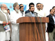 فاروق ستار کی شجاعت اور منور حسن سے ملاقات قومی ہم آہنگی پیدا کرنے پر اتفاق 