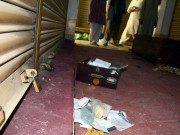 ایم اے جناح روڈ پر واقع شاپنگ سینٹر میں نقب زنی ڈاکو 70 لاکھ نقدی لے کر فرار