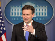 خفیہ ای میل کا معاملہ وائٹ ہاؤس کا ڈائریکٹر ایف بی آئی کا دفاع یا تنقید کرنے سے معذرت