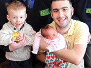 برطانیہایک خاندان میں 103سال بعدلڑکی کی پیدائش 