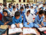 پڑھو لکھو لیکن کیا اسکول کے بغیر