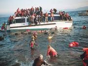 انڈونیشیا کے جزیرے میں کشتی الٹنے سے 20 افراد ہلاک درجنوں لاپتہ