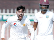 ڈراپ کیچز پر محمد عامر کا پارہ چڑھ گیا