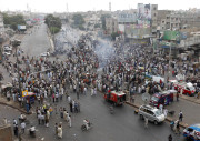  حیدرآباد میں صفائی کی ابتر صورتحال شہری سڑکوں پر آ گئے 