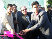 ملک ریاض نے اسنوکرچیمپئن آصف کوکارکاتحفہ دیدیا 