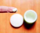 رنگ گورا کرنے والی کریموں کے مضر اثرات کا معاملہ قومی اسمبلی پہنچ گیا