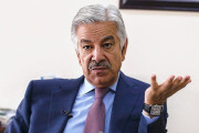 سیاسی مخالفین کو ان کی ناعاقبت اندیشی شکست تک لے آئی خواجہ آصف
