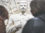 روس نے اسٹالن کو پھر ہیرو بنا دیا؟ ماسکو کے دل میں بڑا مجسمہ نصب